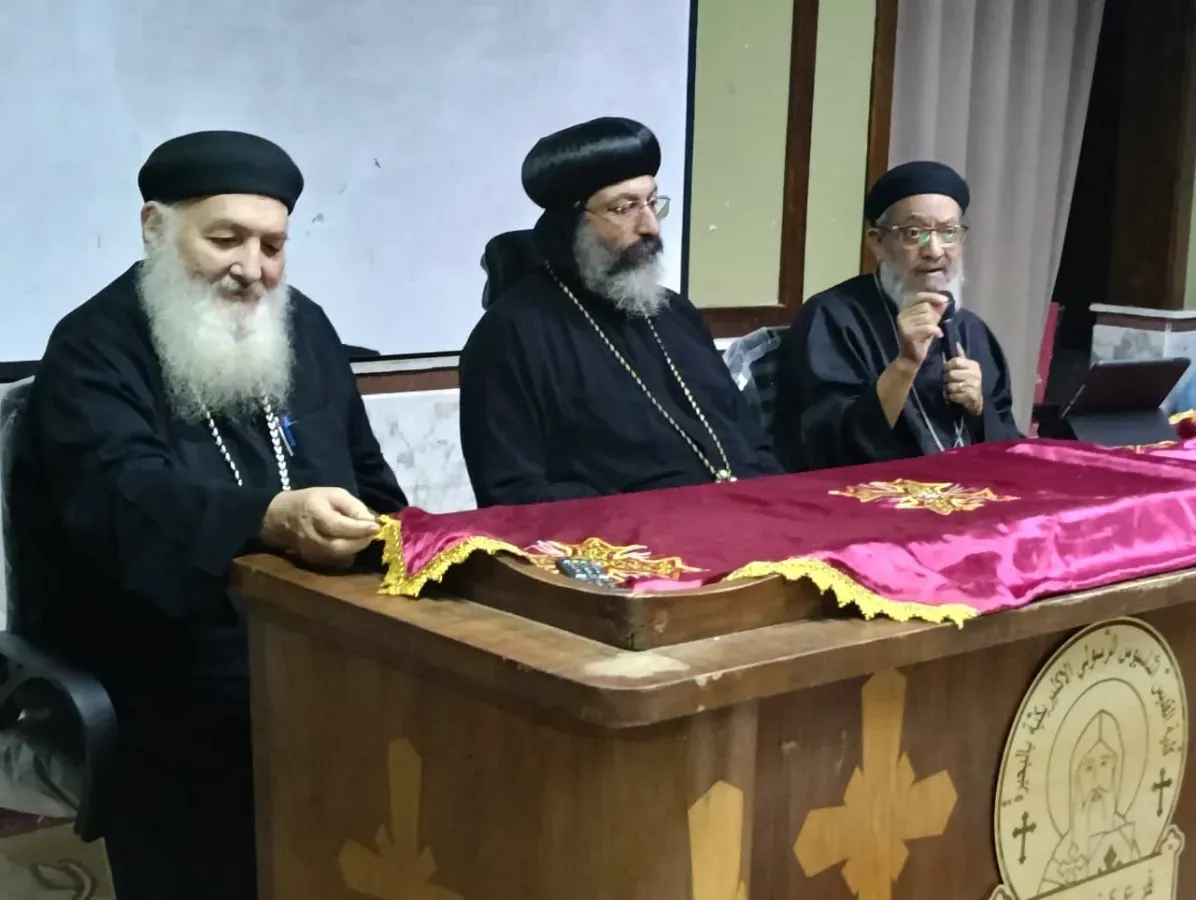صورة من الألبوم