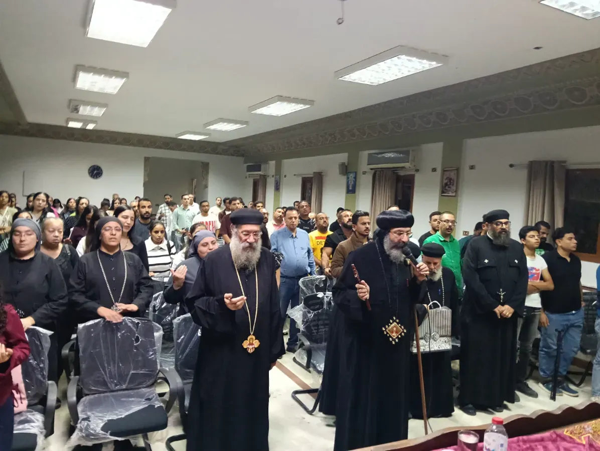 صورة من الألبوم